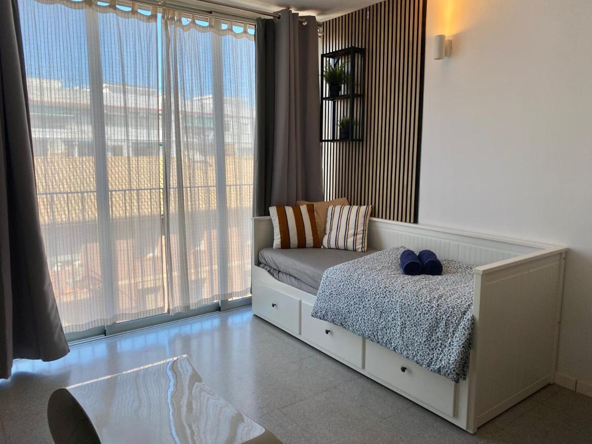 Acogedor Apartamento Valencia Exterior photo